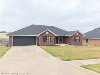 2300 S L Street, Barling, AR 72923