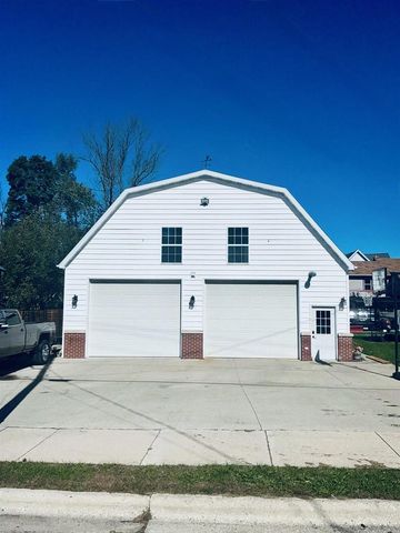 235 S MILL STREET, Hortonville, WI 54944