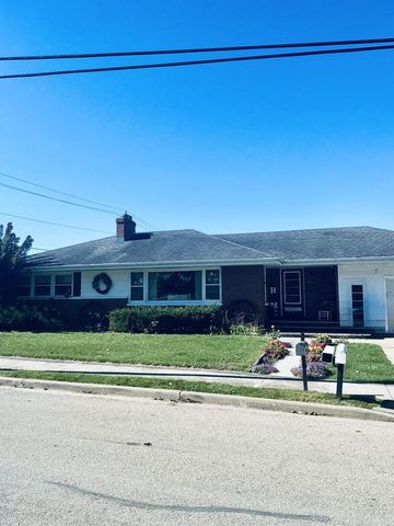 235 S MILL STREET, Hortonville, WI 54944