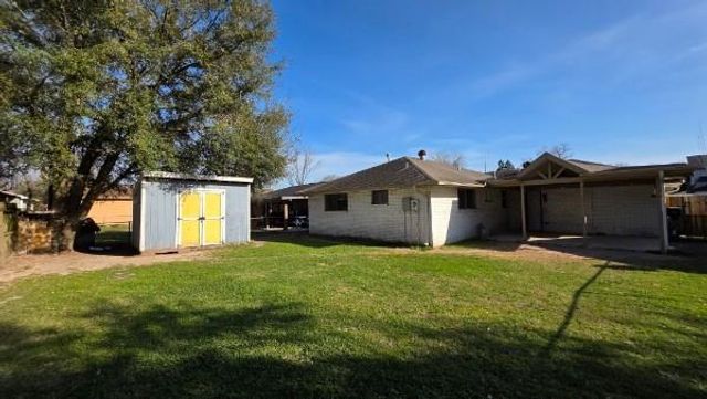 1526 Diplomat Way, Houston, TX 77088