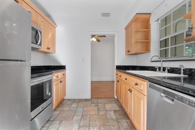 2508 SW 19th Ter, Miami, FL 33145