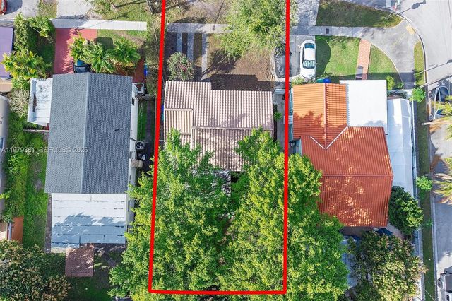 2508 SW 19th Ter, Miami, FL 33145