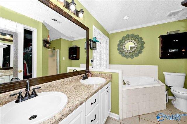 3006 Concord Lane SW, Decatur, AL 35603