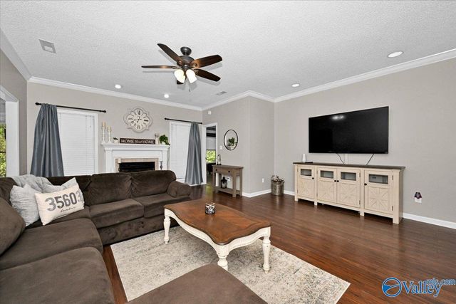 3006 Concord Lane SW, Decatur, AL 35603