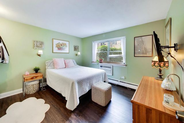 420 W Aldine Avenue 228, Chicago, IL 60657