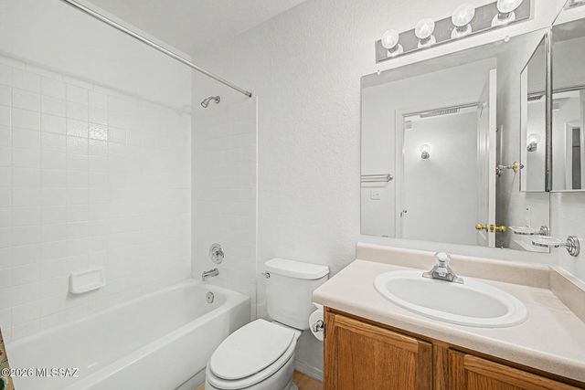 3625 W Sunbonnet Place, Tucson, AZ 85742