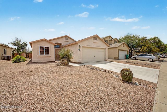 3625 W Sunbonnet Place, Tucson, AZ 85742