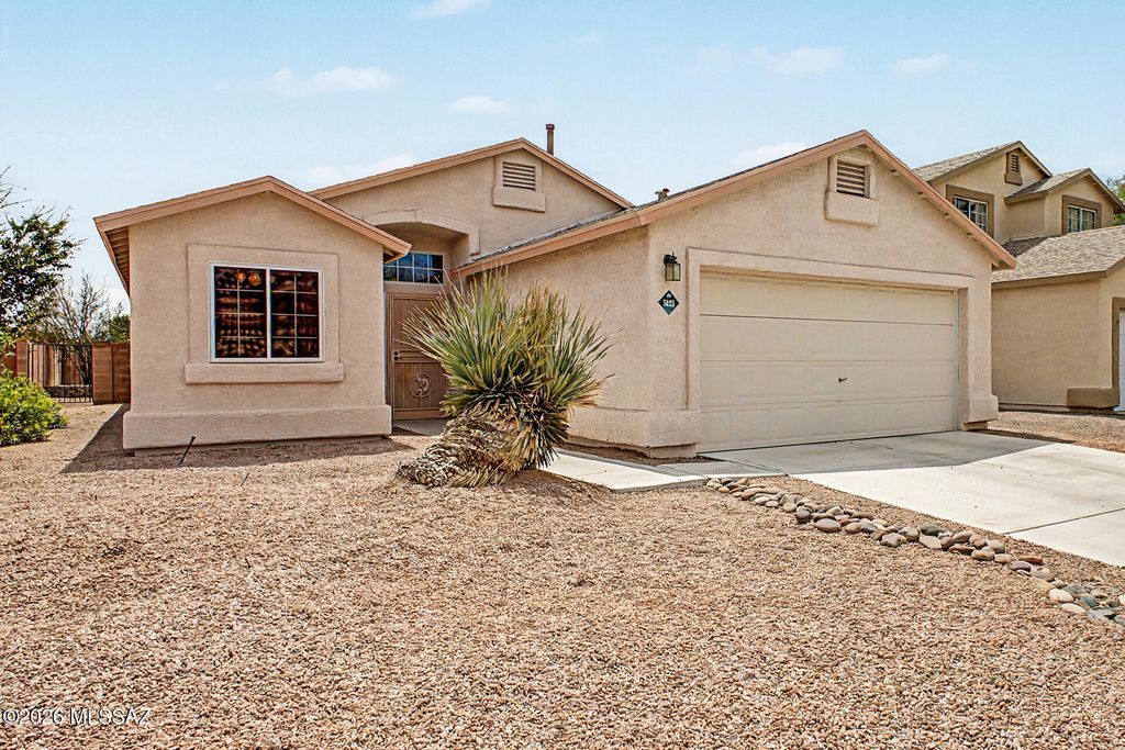 3625 W Sunbonnet Place, Tucson, AZ 85742