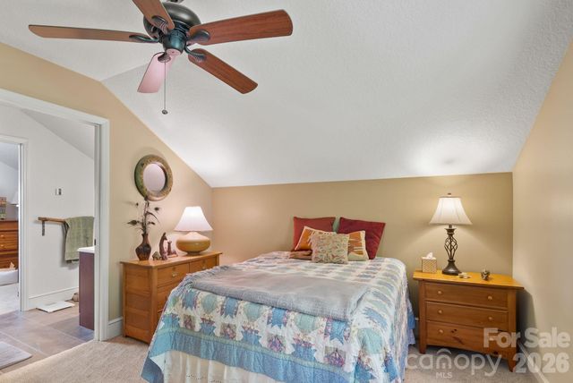 99 Quill Ammons Hollow, Marshall, NC 28753