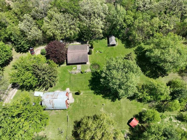 2112 Utica rd Road, Cambridge, WI 53523