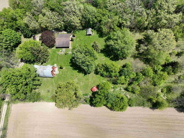 2112 Utica rd Road, Cambridge, WI 53523