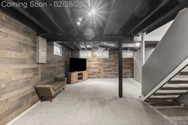 22929 Arlington Street, Dearborn, MI 48128