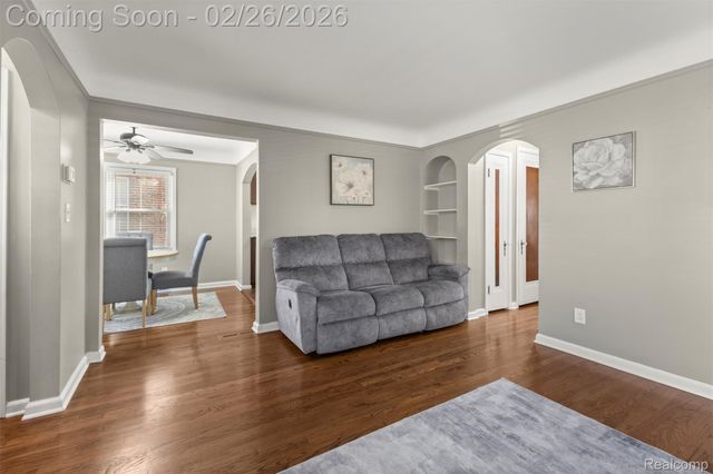 22929 Arlington Street, Dearborn, MI 48128