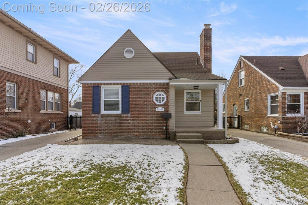 22929 Arlington Street, Dearborn, MI 48128