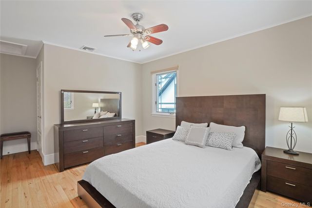 425 Washington Avenue, Pelham, NY 10803