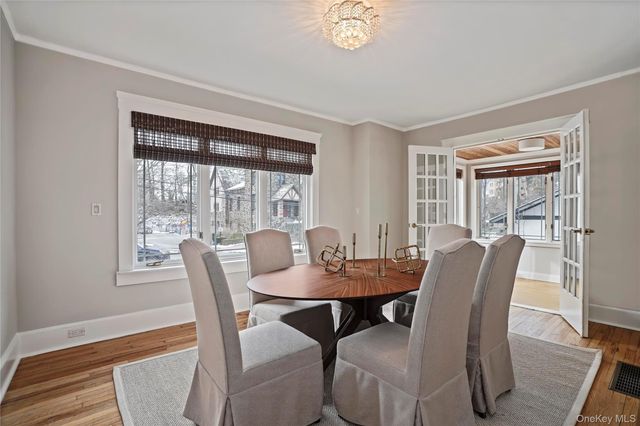 425 Washington Avenue, Pelham, NY 10803