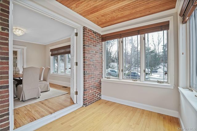 425 Washington Avenue, Pelham, NY 10803