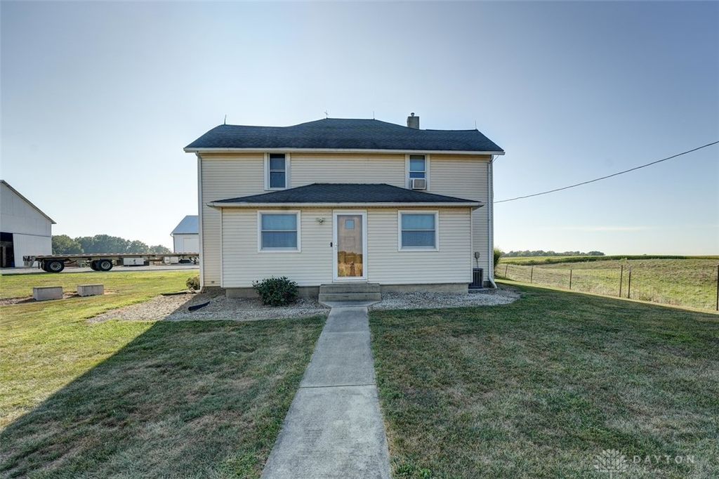 3828 Weaver Station Road, Greenville, OH 45331