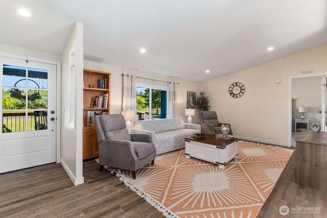 1153 Tucker Road, Toledo, WA 98591