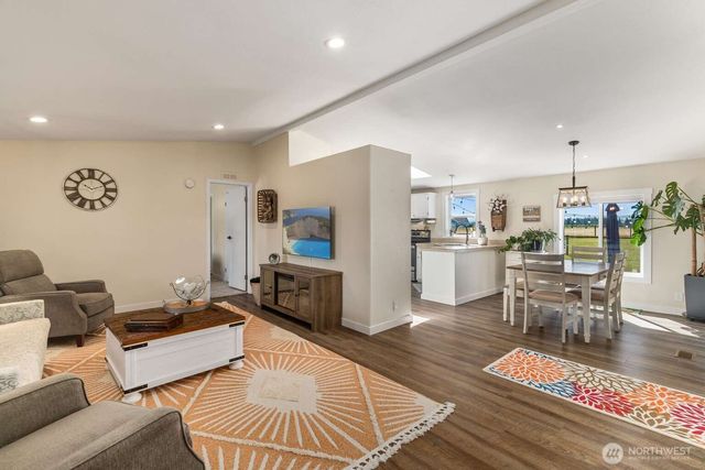 1153 Tucker Road, Toledo, WA 98591