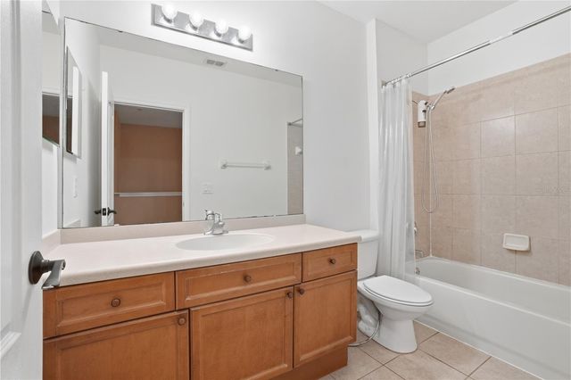 3028 CAPRI ISLE WAY, Orlando, FL 32835