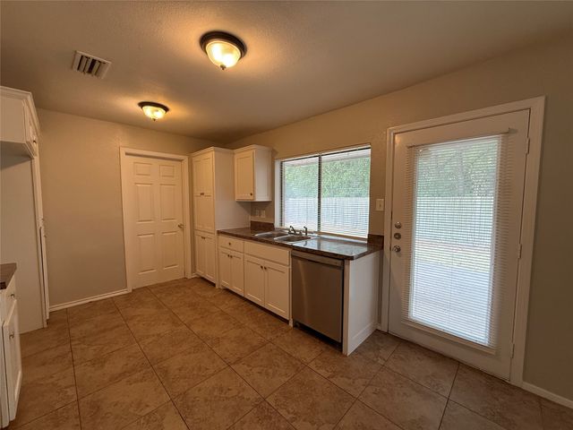 1464 Larchmont Drive, Plano, TX 75074