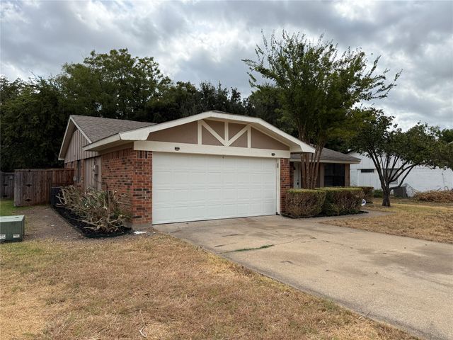 1464 Larchmont Drive, Plano, TX 75074