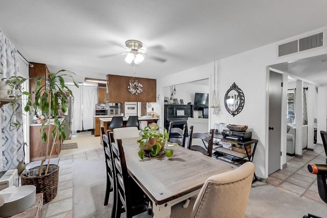 1924 Cota Way, Modesto, CA 95355