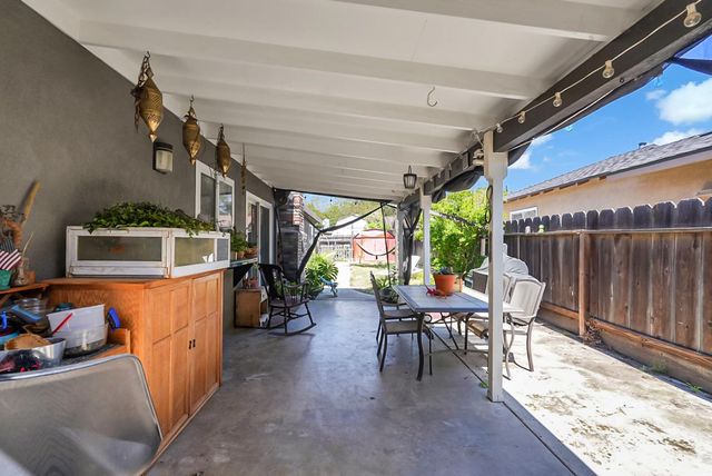 1924 Cota Way, Modesto, CA 95355