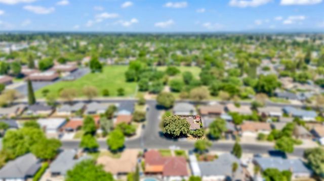 1924 Cota Way, Modesto, CA 95355