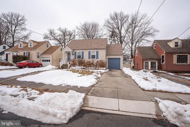 902 MAPLE AVE, Oaklyn, NJ 08107