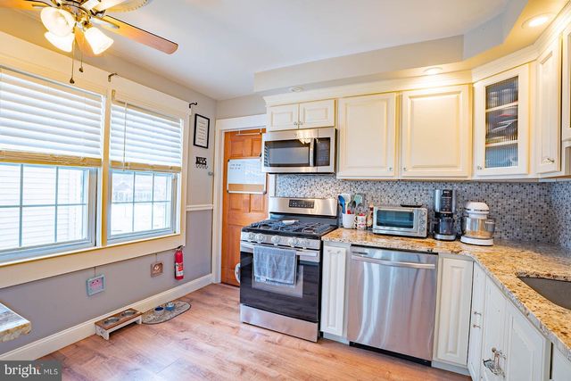 902 MAPLE AVE, Oaklyn, NJ 08107