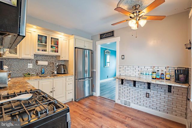 902 MAPLE AVE, Oaklyn, NJ 08107