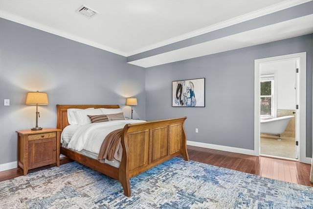 36 Parker St, Newton, MA 02459