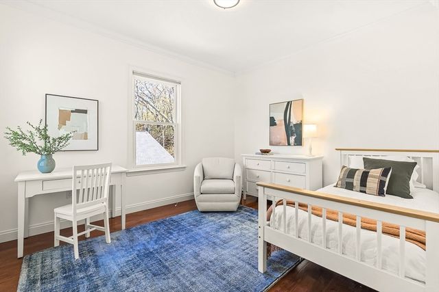 36 Parker St, Newton, MA 02459