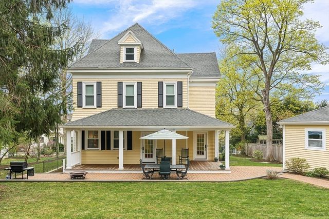 36 Parker St, Newton, MA 02459