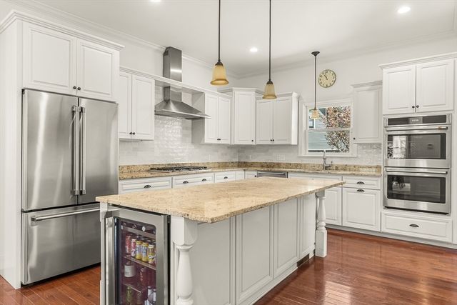 36 Parker St, Newton, MA 02459