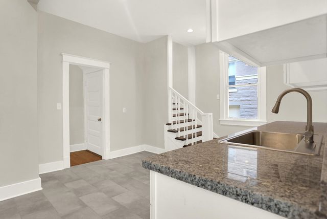 1619 EASTMORELAND AVE, Memphis, TN 38104