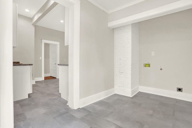 1619 EASTMORELAND AVE, Memphis, TN 38104