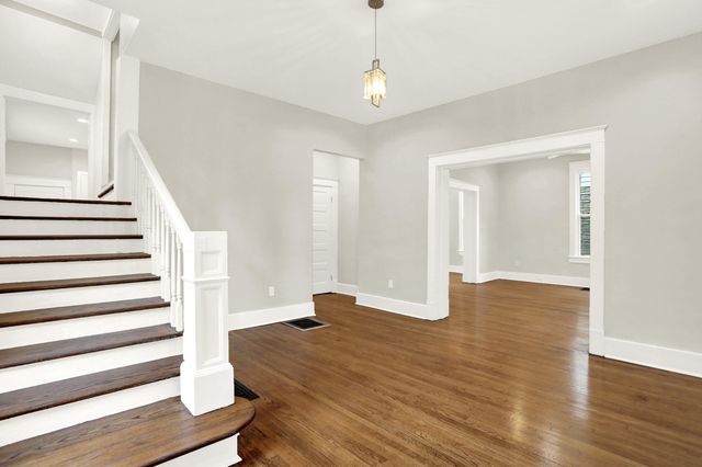 1619 EASTMORELAND AVE, Memphis, TN 38104