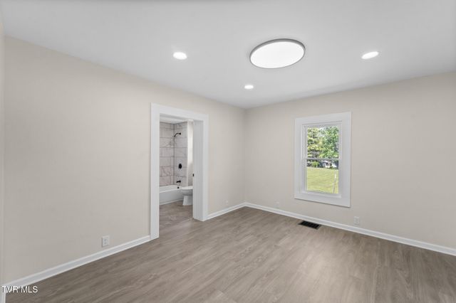18087 Wyndale Road, Abingdon, VA 24210