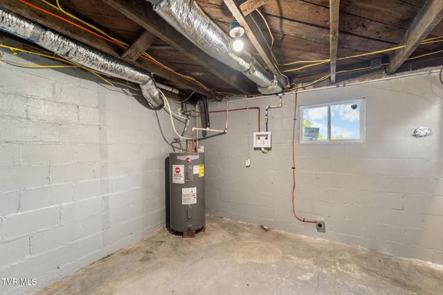 18087 Wyndale Road, Abingdon, VA 24210