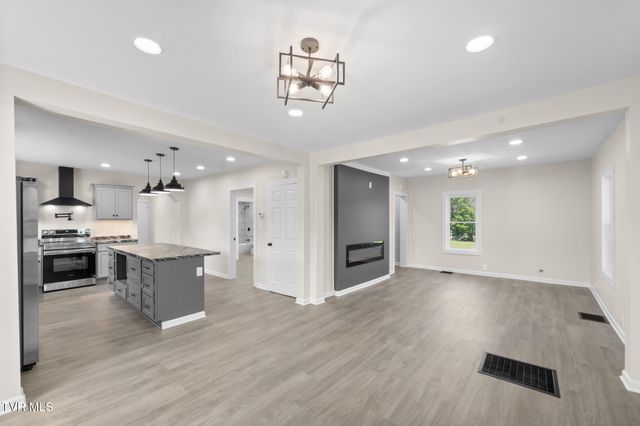 18087 Wyndale Road, Abingdon, VA 24210