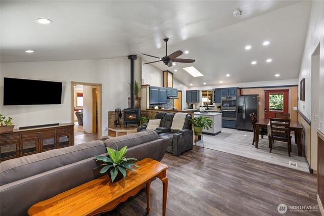 20708 63rd Avenue E, Spanaway, WA 98387