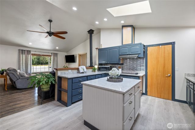 20708 63rd Avenue E, Spanaway, WA 98387