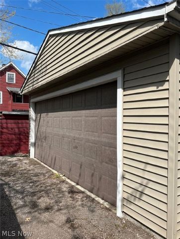 3141 Kensington Road, Cleveland Heights, OH 44118