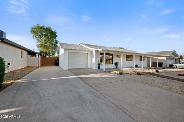 8524 E MARIPOSA Drive, Scottsdale, AZ 85251