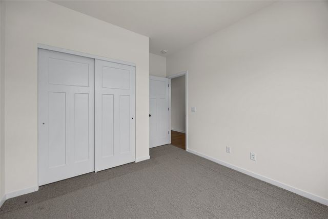 8815 Zeppelin Avenue NE, Cedar Rapids, IA 52402