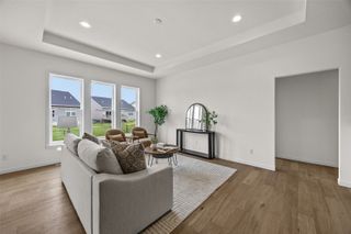 8815 Zeppelin Avenue NE, Cedar Rapids, IA 52402