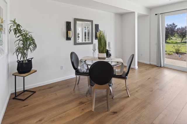 1403 Topanga Ln, Lincoln, CA 95948